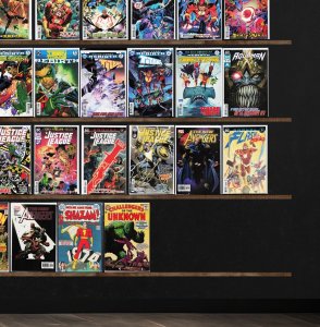 Huge Lot 140+ Comics with The Flash, Justice League & More!