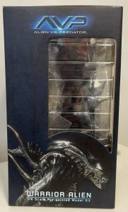 ArtFX Alien VS Predator Warrior Alien 1/6 Scale Pre-Painted Model Kit Kotobukiya