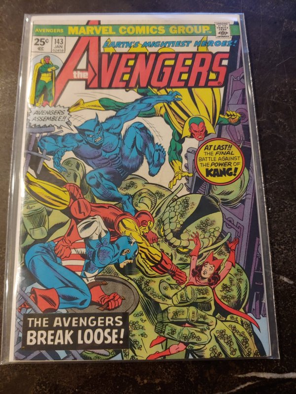 THE AVENGERS #143 VF/NM