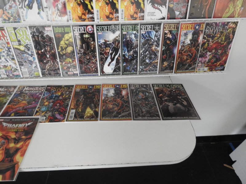 Huge Lot 130+ Comics W/ Star Wars, Ultimate Avengers, +More! Avg VF+