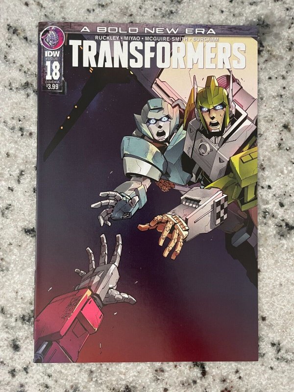 Transformers # 18 NM IDW Comic Book Cover A Optimus Prime Megatron Bumble B J810