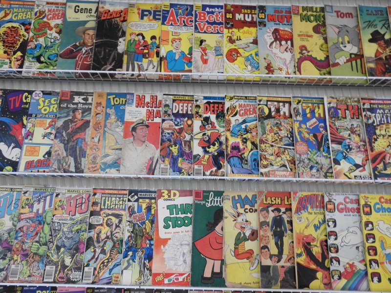 Huge Lot 150+ Silver/Bronze Comics W/ Thor, Boris Karloff, Casper, Hulk, Archie+