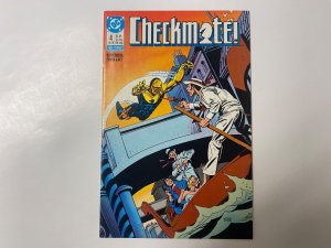 3 DC COMICS The Last God #6 The Outsiders #11 Checkmate #4 82 KM5