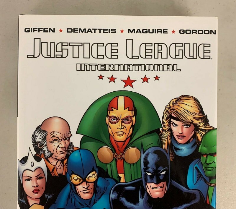 Justice League International Vol. 1 2008 Hardcover Keith Giffen 