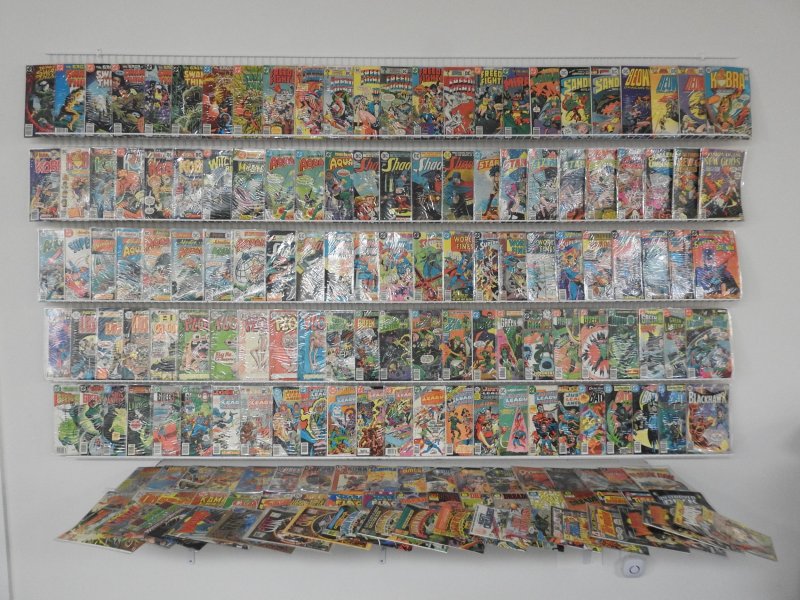 Huge Lot 170+ Comics W/ Justice League, Green Lantern, Swamp Thing, +More Avg FN