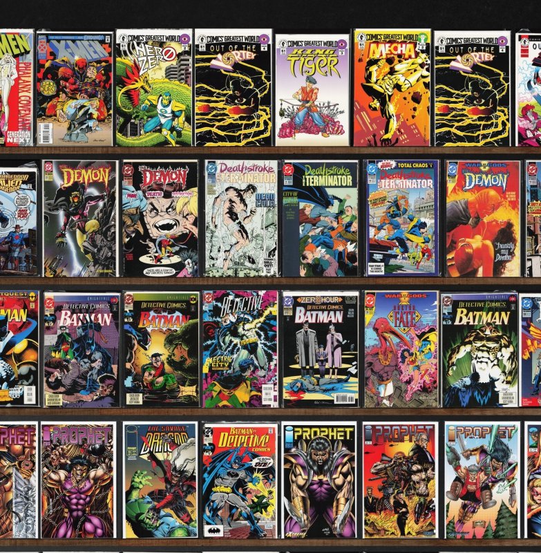 Huge Lot 150+ Comics with Detective Comics, Deathstroke The Terminator & More!
