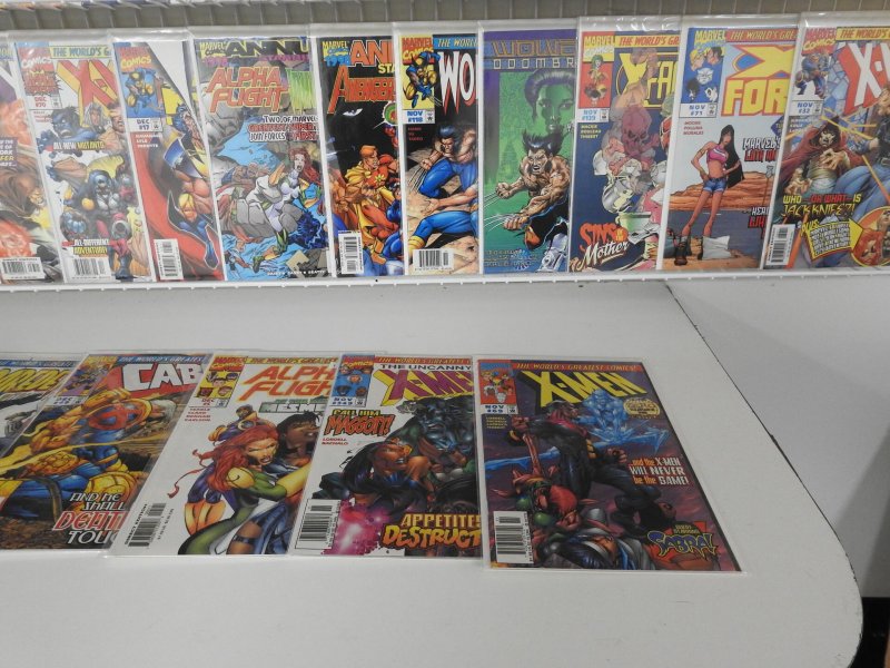 Huge Lot 130+ Comics W/ Avengers, Spider-Man, Alpha Flight+ Avg VF+ Condition!