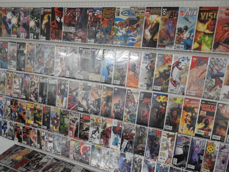 Huge Lot 160+ Comics W/X-Men, Black Panther, Avengers+ Avg VF+ Condition!!