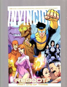 12 Invincible Comic Books # 119 120 121 122 123 124 125 126 128 129 130 131 RP4