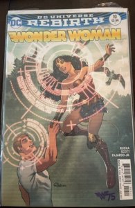 Group Lot of 25 Comics (See Details) Wonder Woman