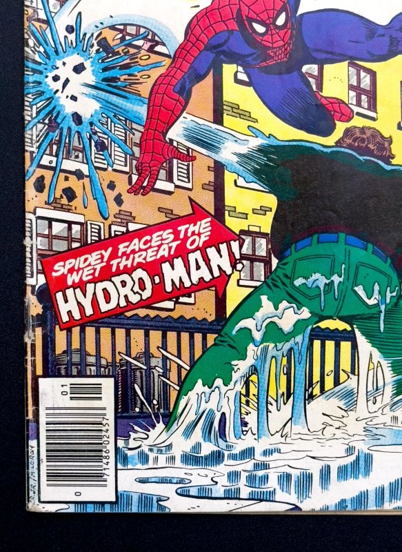 The Amazing Spider-Man #212 Newsstand (1981) 1st App Hydro man - FN/VF