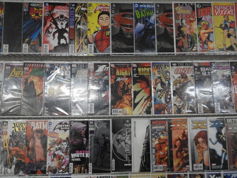 Huge Lot of 150+ Comics W/ Batman, Catwoman, Wolverine! Avg. VF Condition!