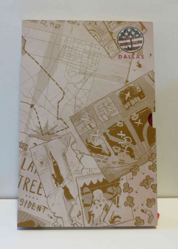 Umbrella Academy - Dallas HB Slipcover Edition (Dark Horse, 2009)
