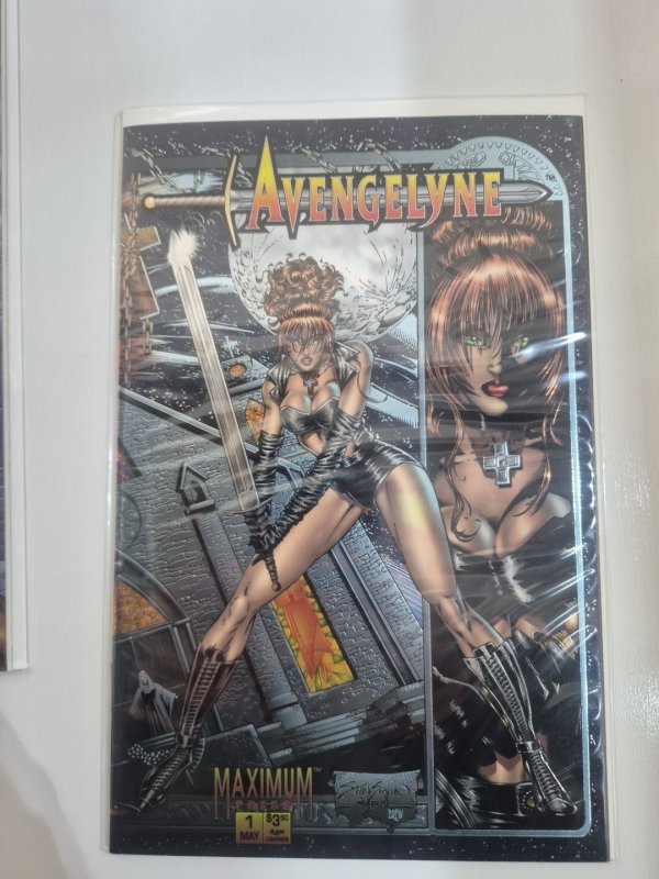 Avengelyne #1 - 2 Chromium Variants  (Maximum Press May 1995) Near Mint