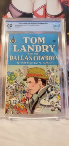 TOM LANDRY AND THE DALLAS COWBOYS - CBCS 7.0  - AL HARTLEY COVER & ART - 1973