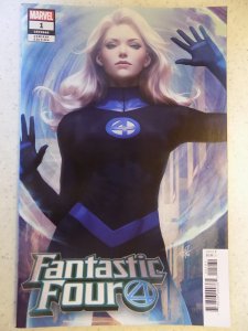 FANTASTIC FOUR # 1 MARVEL FIRST PRINT SUE STORM ARTGEM LAU VARIANT COVER