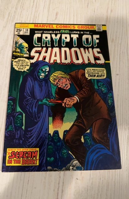 CRYPT OF SHADOWS #10 PURPLE ROBED SKELETONS HORROR MARVEL COMICS 1974