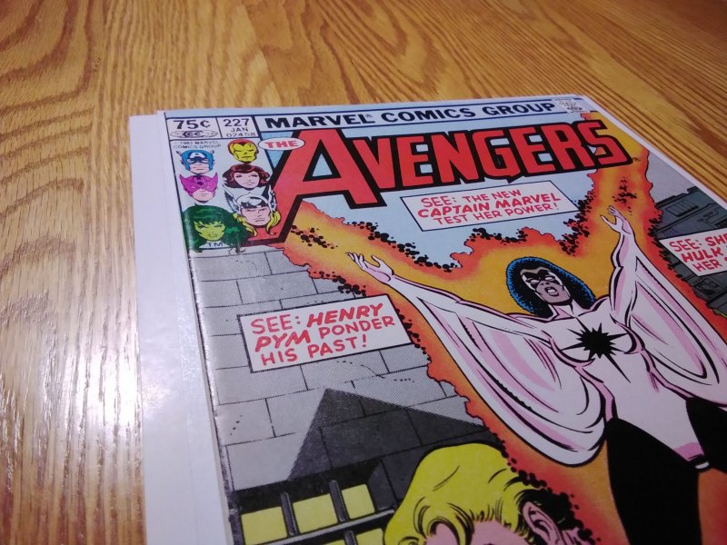 The Avengers #227 (1983) Captain Marvel