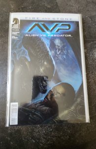 Alien vs. Predator: Fire and Stone #2 (2014)