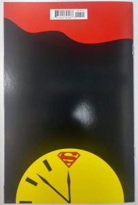 Doomsday Clock #4 (9.6, 2018)