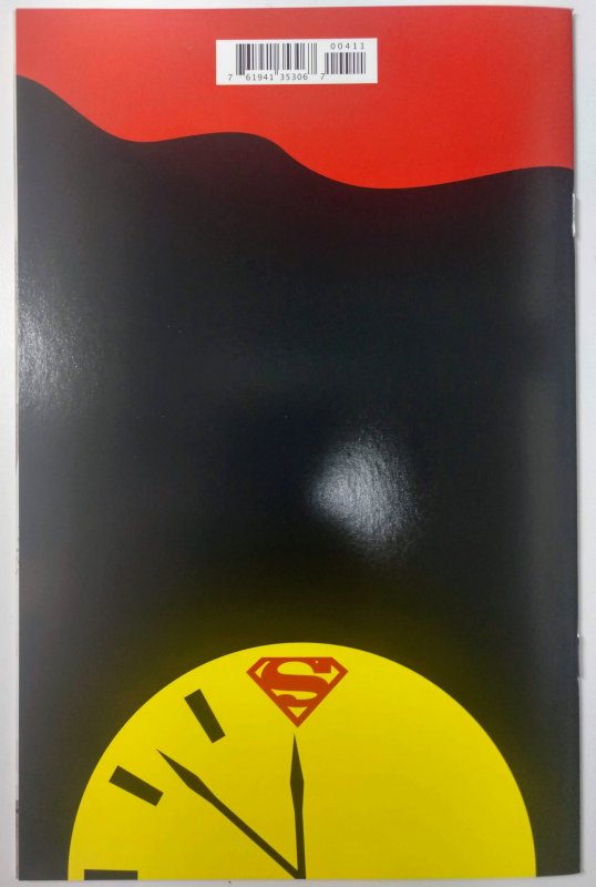 Doomsday Clock #4 (9.6, 2018)