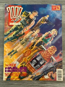 (1990) 2000 A.D. Fleetway Magazine #671 FVF 7.0 Judge Dredd / Rogue Trooper