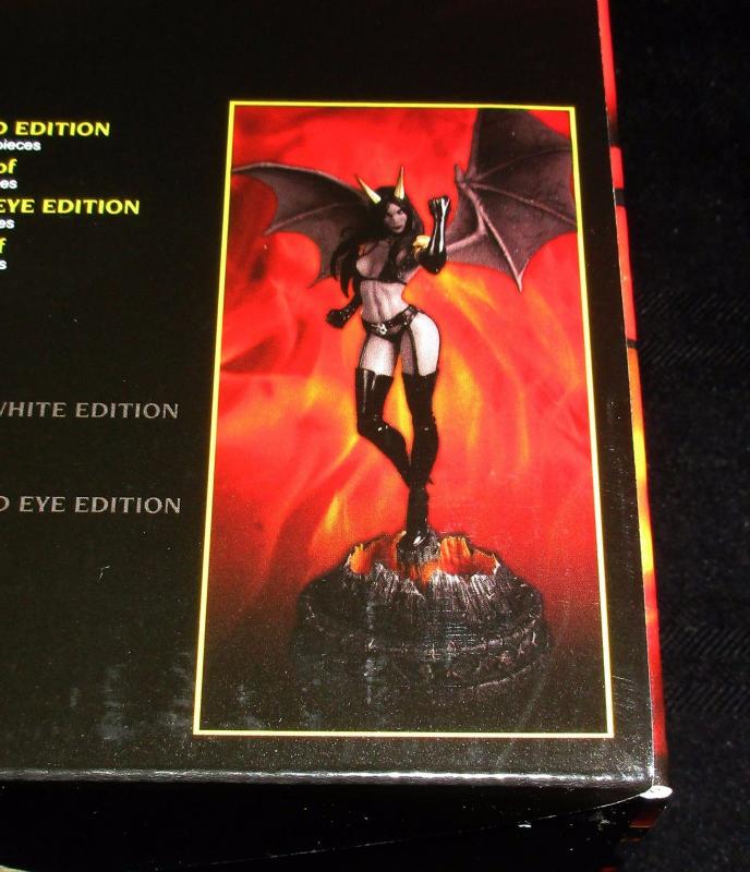 Women of Dynamite Purgatori B&W Limited Edition Statue #38/99 - New!