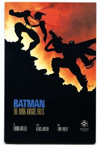 BATMAN THE DARK KNIGHT RETURNS #4 1986 Batman vs. Superman-first print NM-