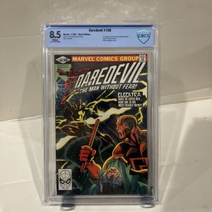 DAREDEVIL #168 CBCS 8.5 OW/WH PAGES // ORIGIN + 1ST APP ELEKTRA MARVEL 1981