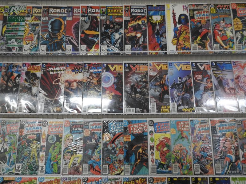 Huge Lot of 140+ Comics W/ JLA, Daredevil, Captain Carrot! Avg. VF-