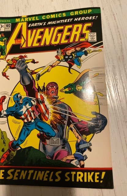 The Avengers #103 (1972)vs the sentinels