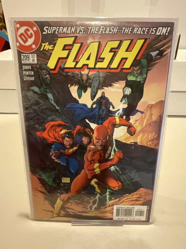 Flash #209  2004  9.0 (our highest grade)  Geoff Johns!  Michael Turner Cover!