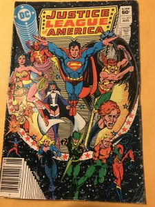 JUSTICE LEAGUE OF AMERICA #217 : DC 8/83 Fn+; Tron video game ad on back cv.