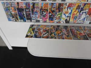 Huge Lot 140+ Comics ALL JUSTICE LEAGUE!! Avg VF+ Condition!