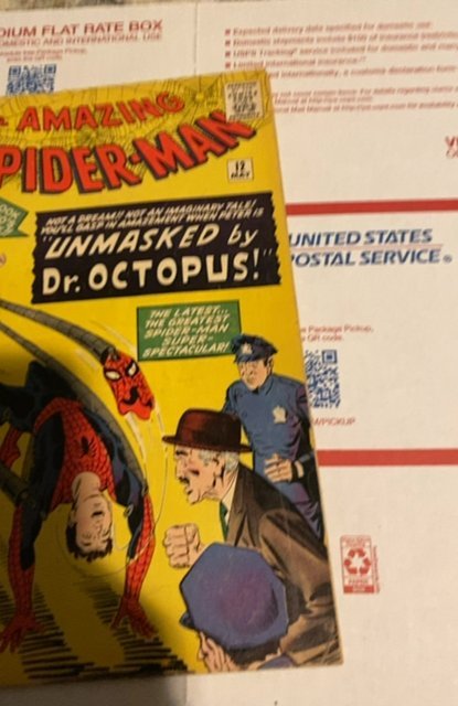The Amazing Spider-Man #12 (1964)unmasked by doc ock-I/2imch spine split