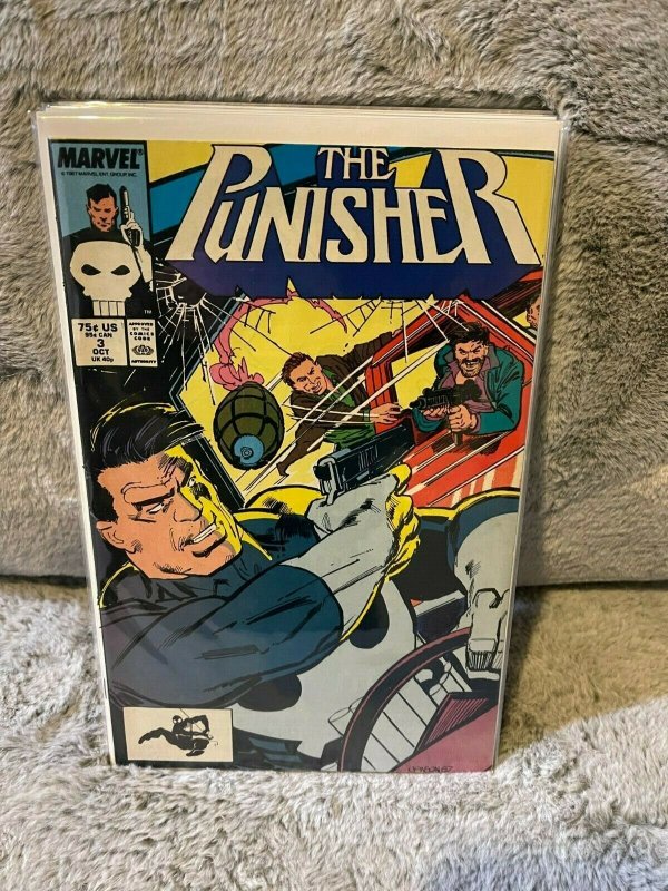 Lot of 7 Books The Punisher 3 7 8 12 14 15 16 Marvel Comics Comic Books