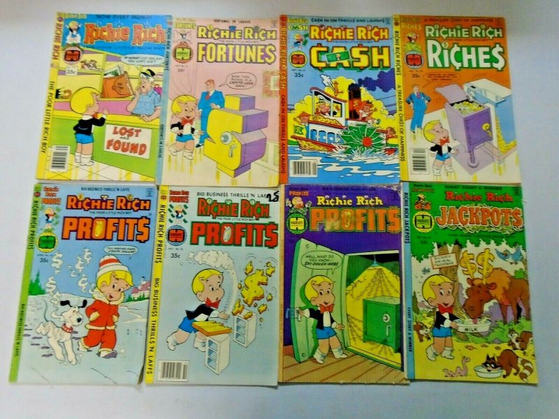 Richie Rich Harvey Comic Lot 35¢ Covers 50 Different Average 5.0