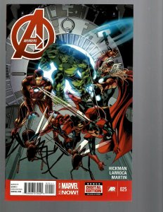 12 Marvel Comics Avengers #13 14 15 16 17 18 19 20 21 22 24 25 J446 