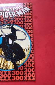 The Amazing Spider-Man #300 (1988) iconic venom key issue high grade