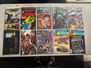 Lot of 10 Comic Lot (see pictures) 352-5