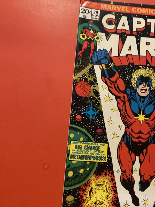 CAPTAIN MARVEL #29 (Marvel Comics) - Jim Starlin, Early Thanos appearance!