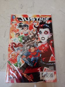 JUSTICE LEAGUE #39 HARLEY QUINN VARIANT