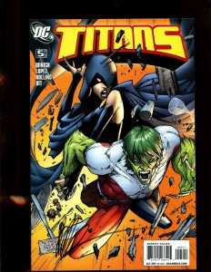 TITANS #5 (9.2) SIGNED COPY!