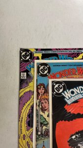 3 Wonder Woman DC Comic Books # 31 32 33 Batman Superman Atom Flash 76 CT2