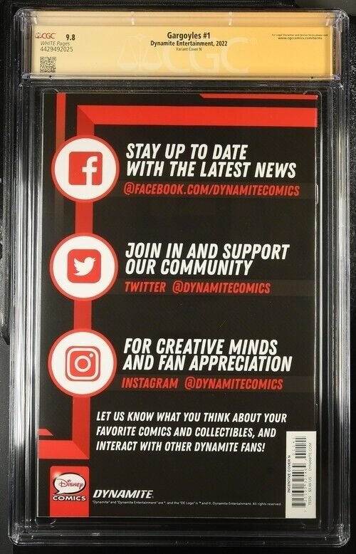 Gargoyles (2022) # 1 (CGC 9.8 SS) signed Tony Fleecs * Trish Forstner * Variant