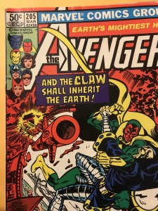 THE AVENGERS #205 : Marvel 3/81 Fn+; Yellow Claw, Vision, NEWSSTAND