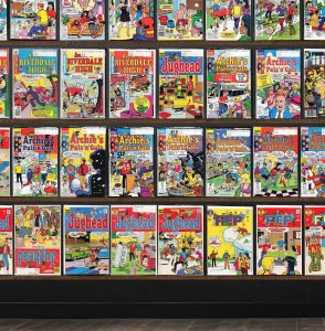 Huge Lot 150+ Comics with Archie, Life With Archie, Pep Comics & More!