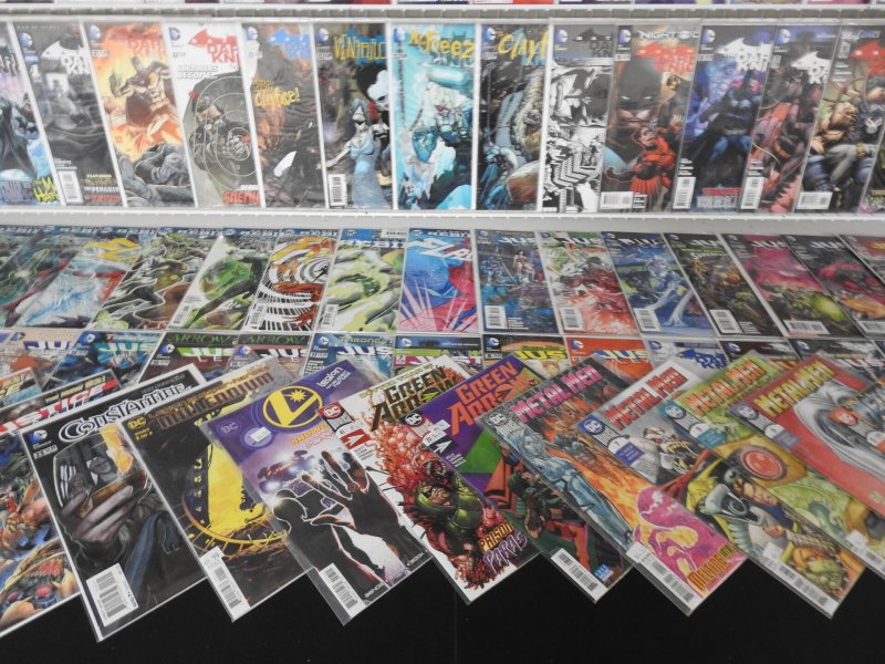 Huge Lot 170+ Comics W/Batman, Constantine, Phantom Stranger+ Avg NM- Condition!