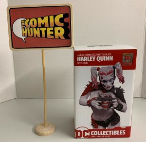 DC Collectibles Harley Quinn Red White & Black Greg Horn Statue