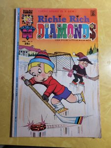 Richie Rich Diamonds #17 (1975)
